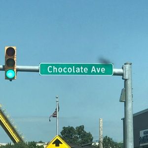 Meet your Posher, Lourdes